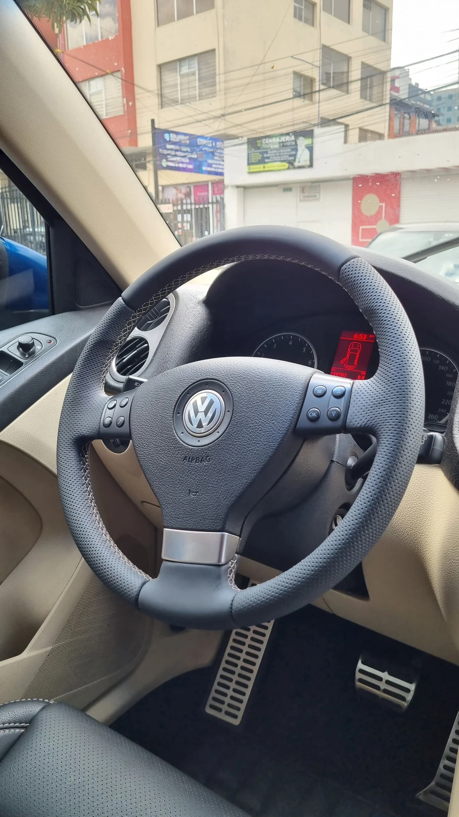 Volante retapizado en cuero